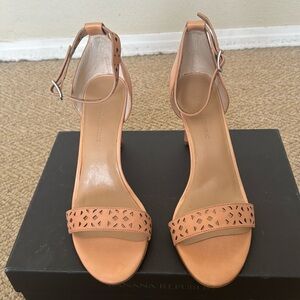 Women’s High Heeled Shoes